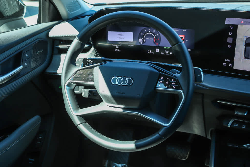 Used 2026 Audi Q3 quattro 2.0T AWD/4WD image 15