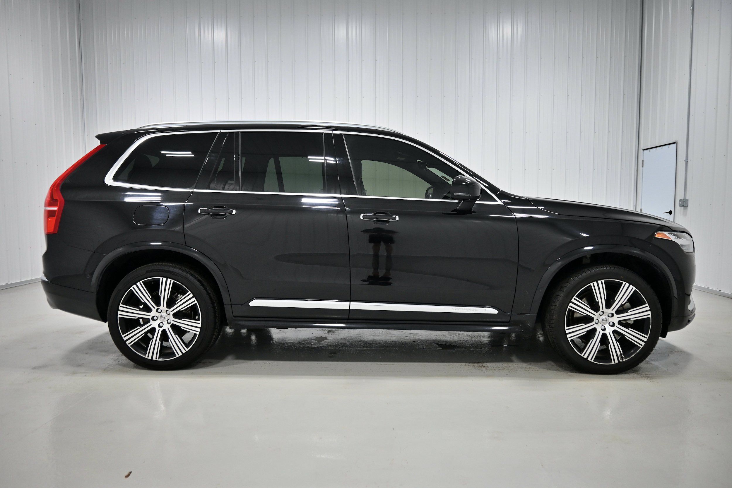 Used 2021 Volvo XC90 T8 Inscription w/ Advanced Package AWD/4WD image 40