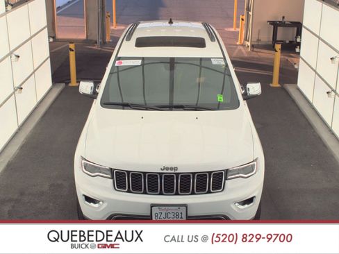 Used 2021 Jeep Grand Cherokee Limited w/ Premium Lighting Group image 2