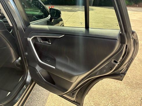 Used 2021 Toyota RAV4 Limited FWD image 28