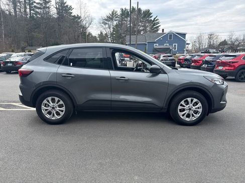 Used 2025 Ford Escape Active AWD/4WD image 6
