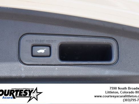 Used 2024 Acura MDX A-Spec image 31