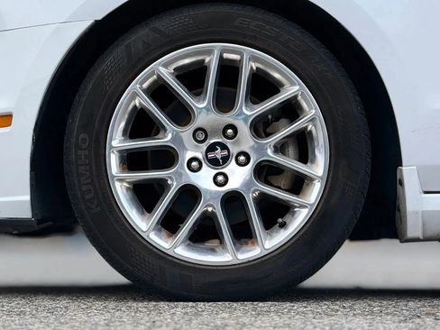 Used 2014 Ford Mustang Premium w/ Electronics Package image 29