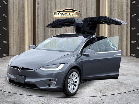 Used 2020 Tesla Model X Long Range AWD/4WD image 23