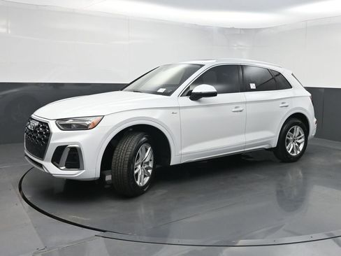 Used 2023 Audi Q5 2.0T Premium w/ Convenience Package AWD/4WD image 22