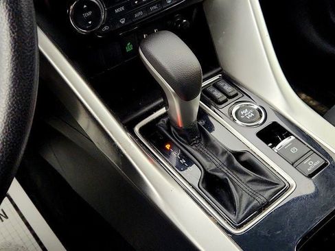 Used 2022 Mitsubishi Eclipse Cross SE AWD/4WD image 16