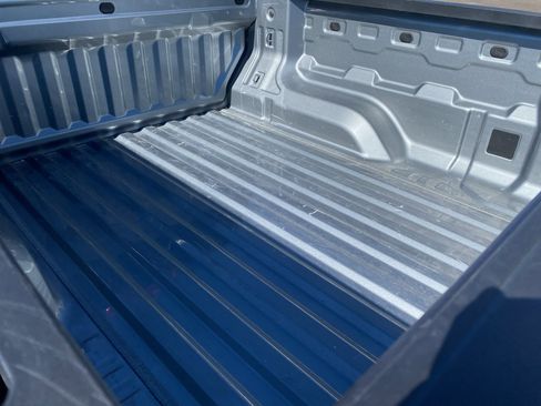 Used 2023 Chevrolet Colorado LT w/ LT Convenience Package II image 4