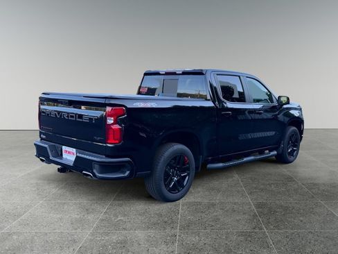 Certified 2023 Chevrolet Silverado 1500 RST w/ Redline Edition AWD/4WD image 5