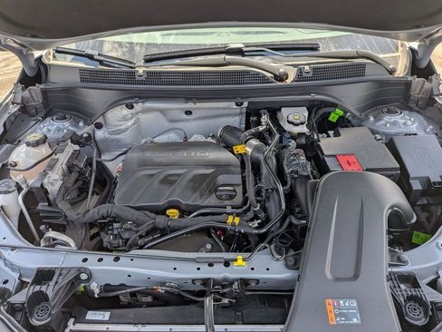 Used 2025 Buick Envista Preferred FWD image 36
