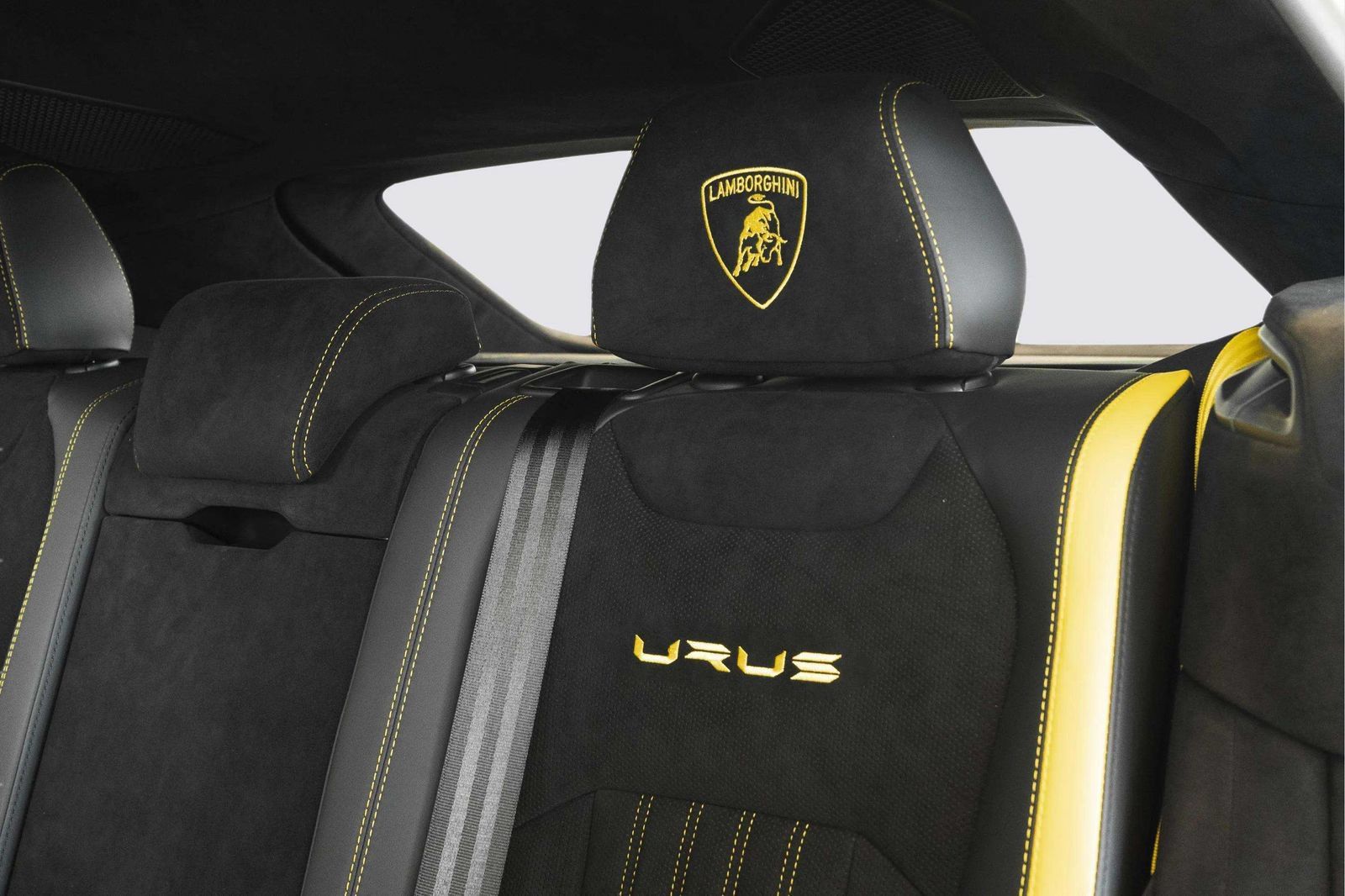 Used 2024 Lamborghini Urus Performante AWD/4WD image 62