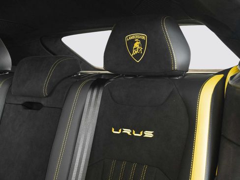 Used 2024 Lamborghini Urus Performante AWD/4WD image 62