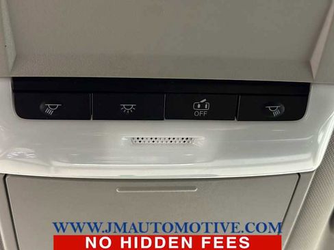 Used 2023 Nissan Rogue S image 35