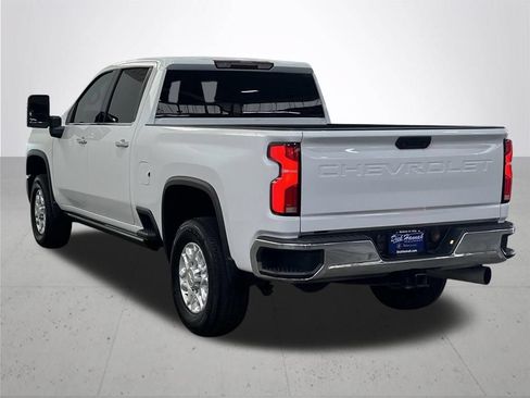 Used 2024 Chevrolet Silverado 3500 LTZ AWD/4WD image 12