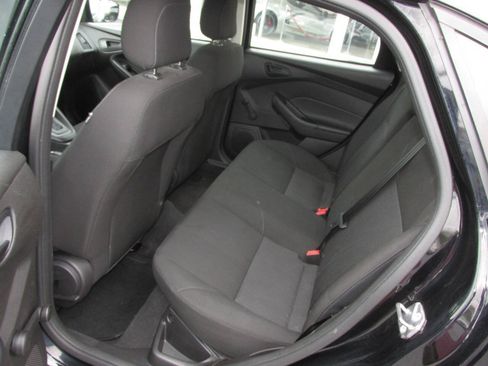 Used 2016 Ford Focus S FWD image 8