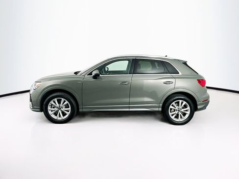 Used 2025 Audi Q3 2.0T Premium image 4