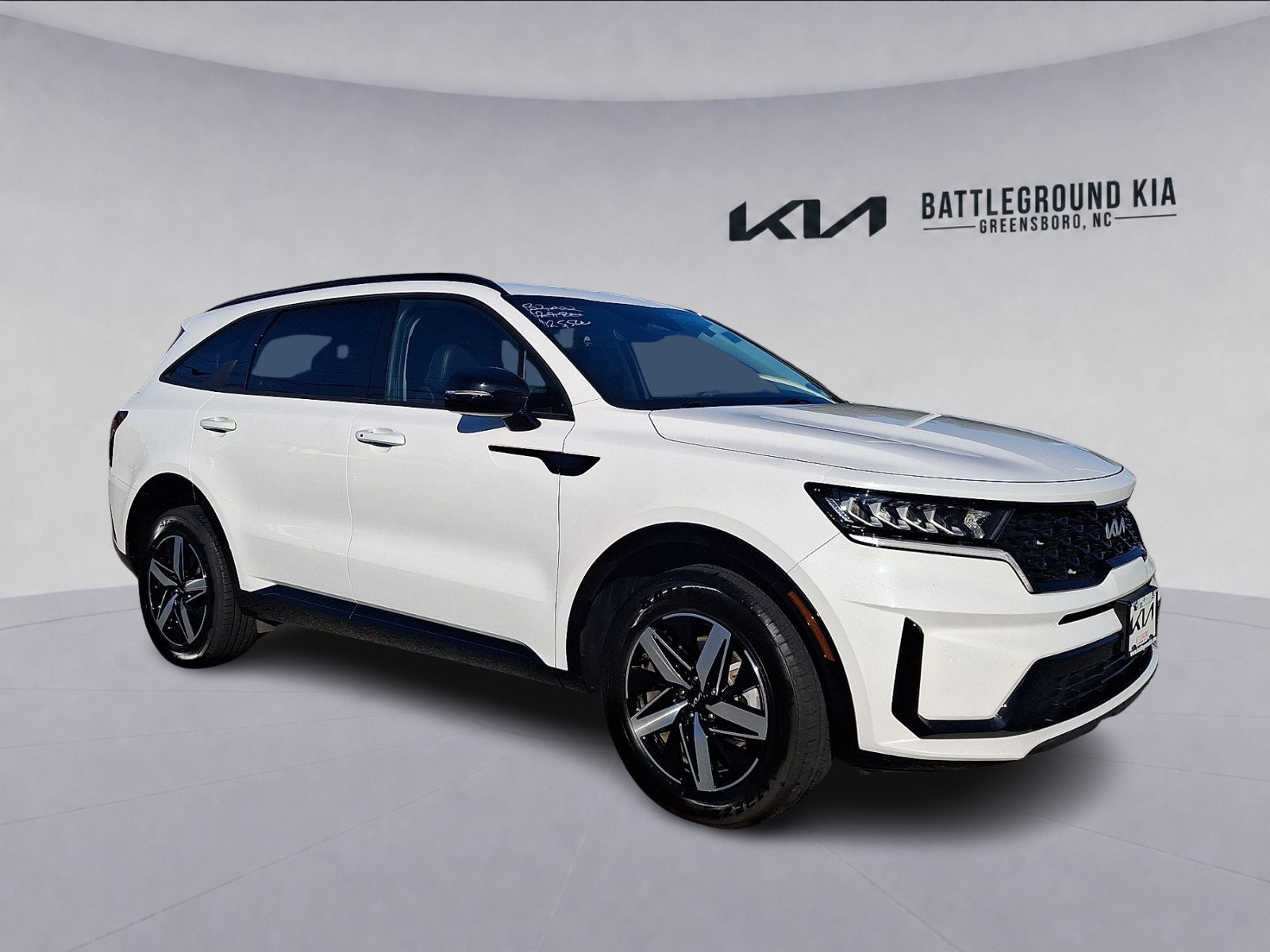 Certified 2022 Kia Sorento S FWD image 1