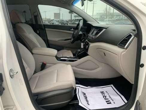 Used 2017 Hyundai Tucson SE image 27