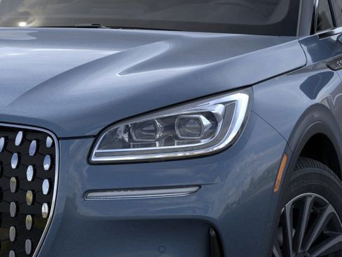 New 2025 Lincoln Corsair Reserve image 17