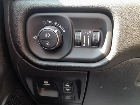 Used 2026 RAM 1500 Big Horn AWD/4WD image 17
