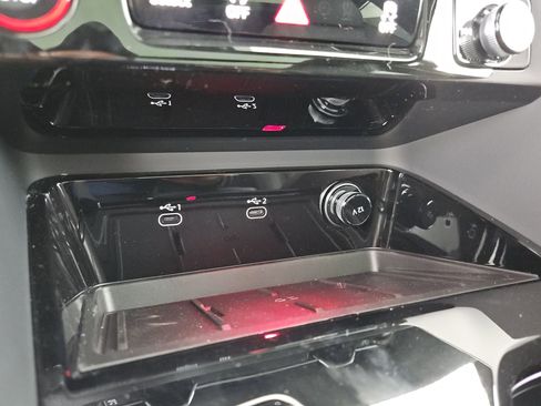 New 2026 Audi SQ5 Premium Plus image 33