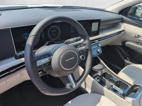 New 2026 Hyundai Tucson SEL image 3