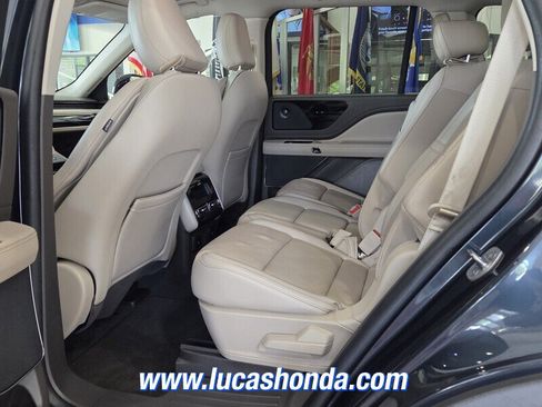 Used 2022 Lincoln Aviator Reserve w/ Equipment Group 201A RWD image 8