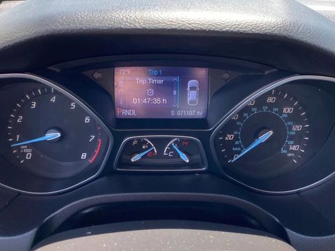 Used 2014 Ford Focus SE w/ Interior Protection Package FWD image 13