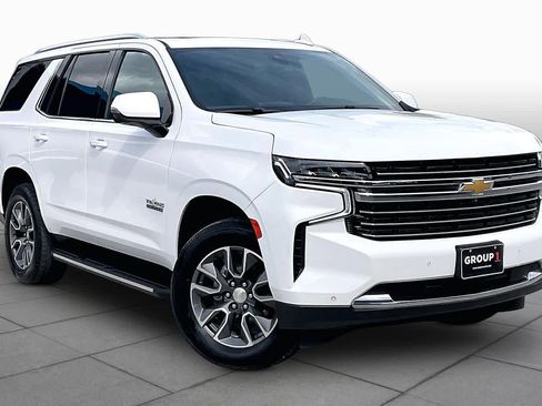 Used 2021 Chevrolet Tahoe LT w/ LT Signature Package RWD image 3