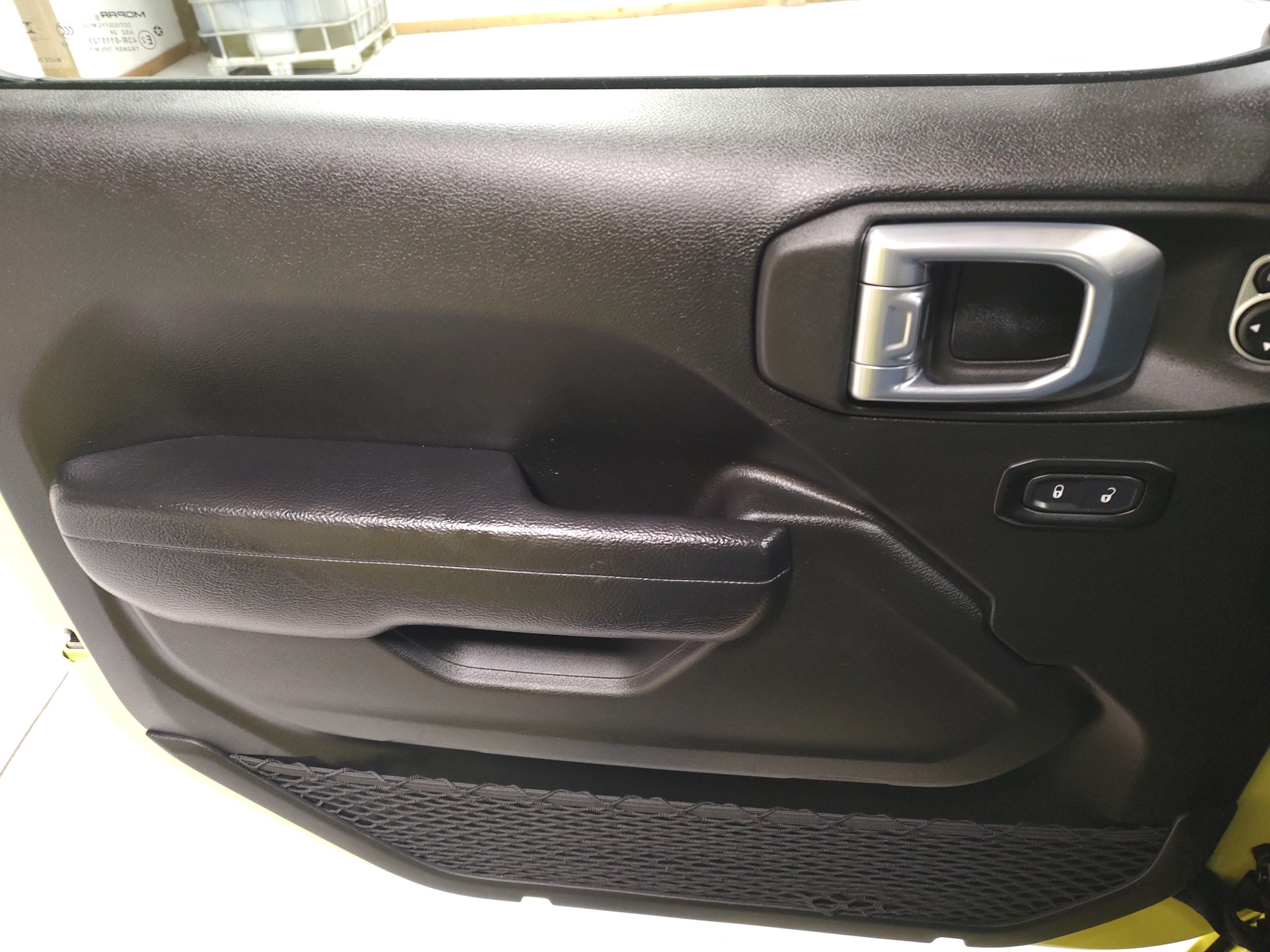 Used 2024 Jeep Wrangler Unlimited Sport AWD/4WD image 9