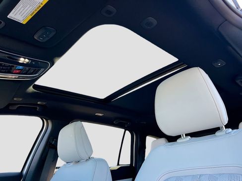 New 2026 Jeep Cherokee Overland image 23