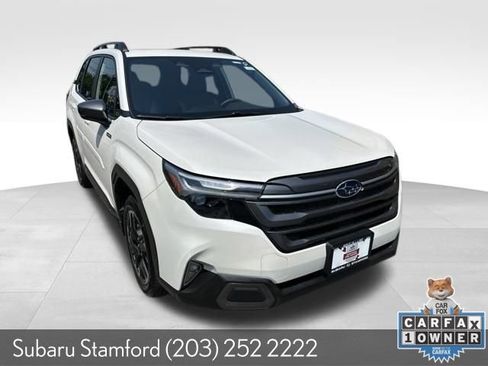 Certified 2025 Subaru Forester Limited AWD/4WD image 1