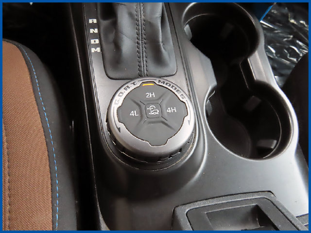 Used 2022 Ford Bronco Outer Banks AWD/4WD image 18