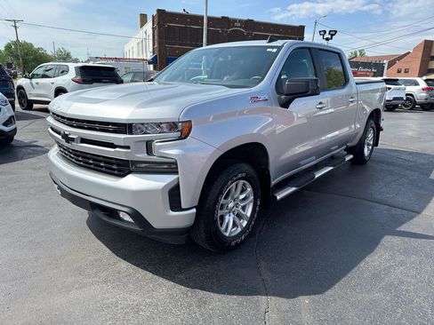 Used 2021 Chevrolet Silverado 1500 RST w/ Z71 Off-Road Package AWD/4WD image 4