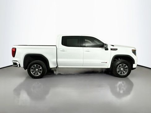 Used 2025 GMC Sierra 1500 AT4 AWD/4WD image 9