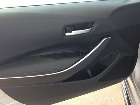 Used 2023 Toyota Corolla SE FWD image 10