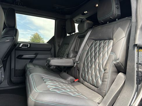 Used 2025 Ford Bronco Outer Banks AWD/4WD image 53