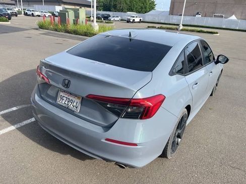 Used 2022 Honda Civic Sport image 7