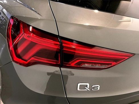 Used 2024 Audi Q3 2.0T Premium Plus image 31