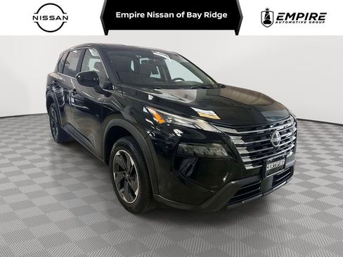 Used 2024 Nissan Rogue SV FWD image 1