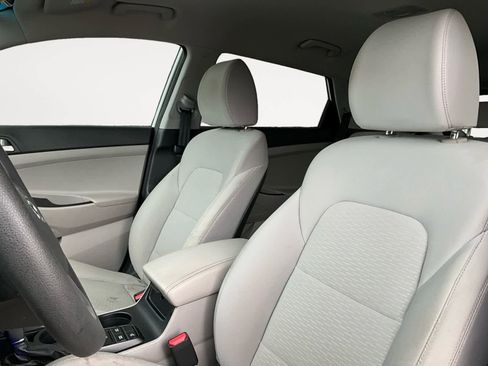 Used 2020 Hyundai Tucson Value w/ Cargo Package image 13