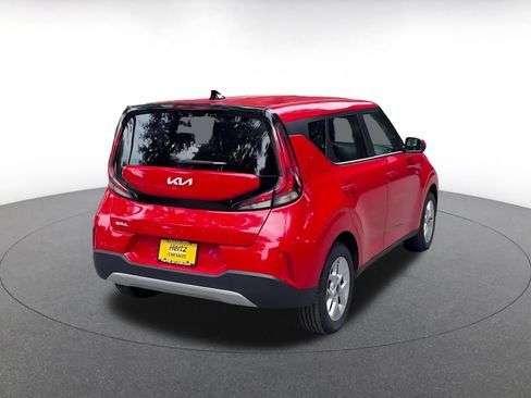 Used 2025 Kia Soul LX w/ LX Technology Package FWD image 15