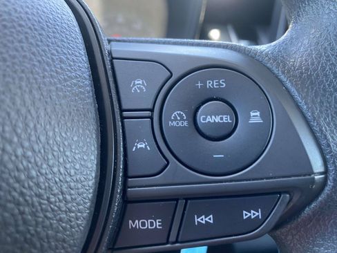 Used 2023 Toyota Corolla LE FWD image 21