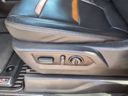 Used 2021 GMC Sierra 1500 AT4 AWD/4WD image 26