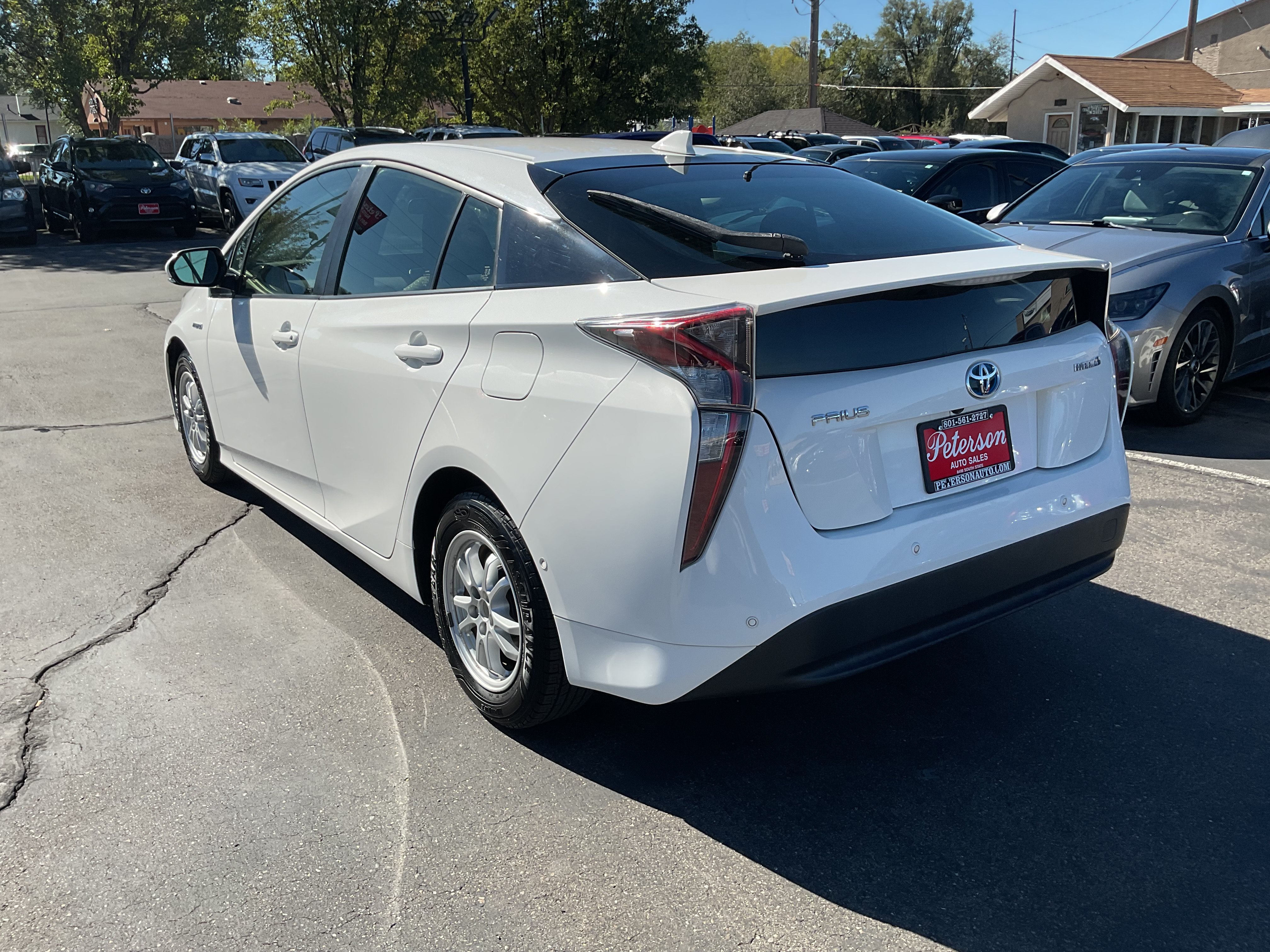 Used 2018 Toyota Prius Two w/ Prius Two Safety Plus Package FWD image 7