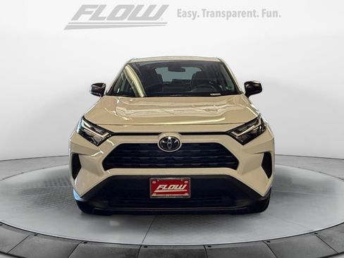 Used 2025 Toyota RAV4 LE AWD/4WD image 3