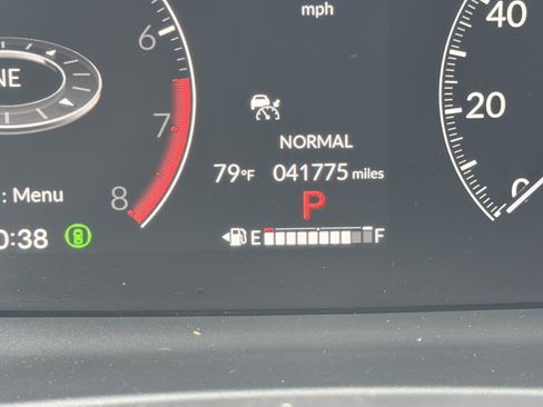 Used 2025 Honda Pilot Touring image 22