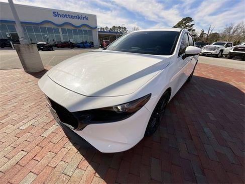 Used 2022 MAZDA MAZDA3 s image 28