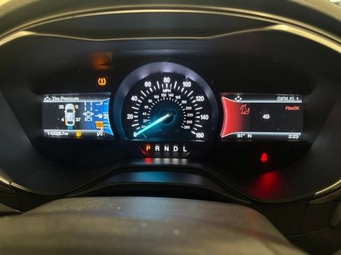 Used 2020 Ford Fusion SE FWD image 18