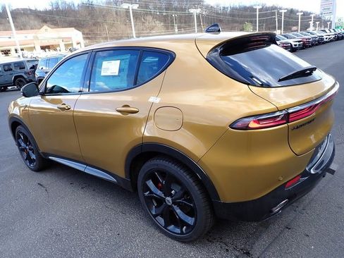 New 2024 Dodge Hornet R/T Plus image 3