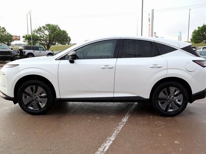 New 2025 Nissan Murano SL